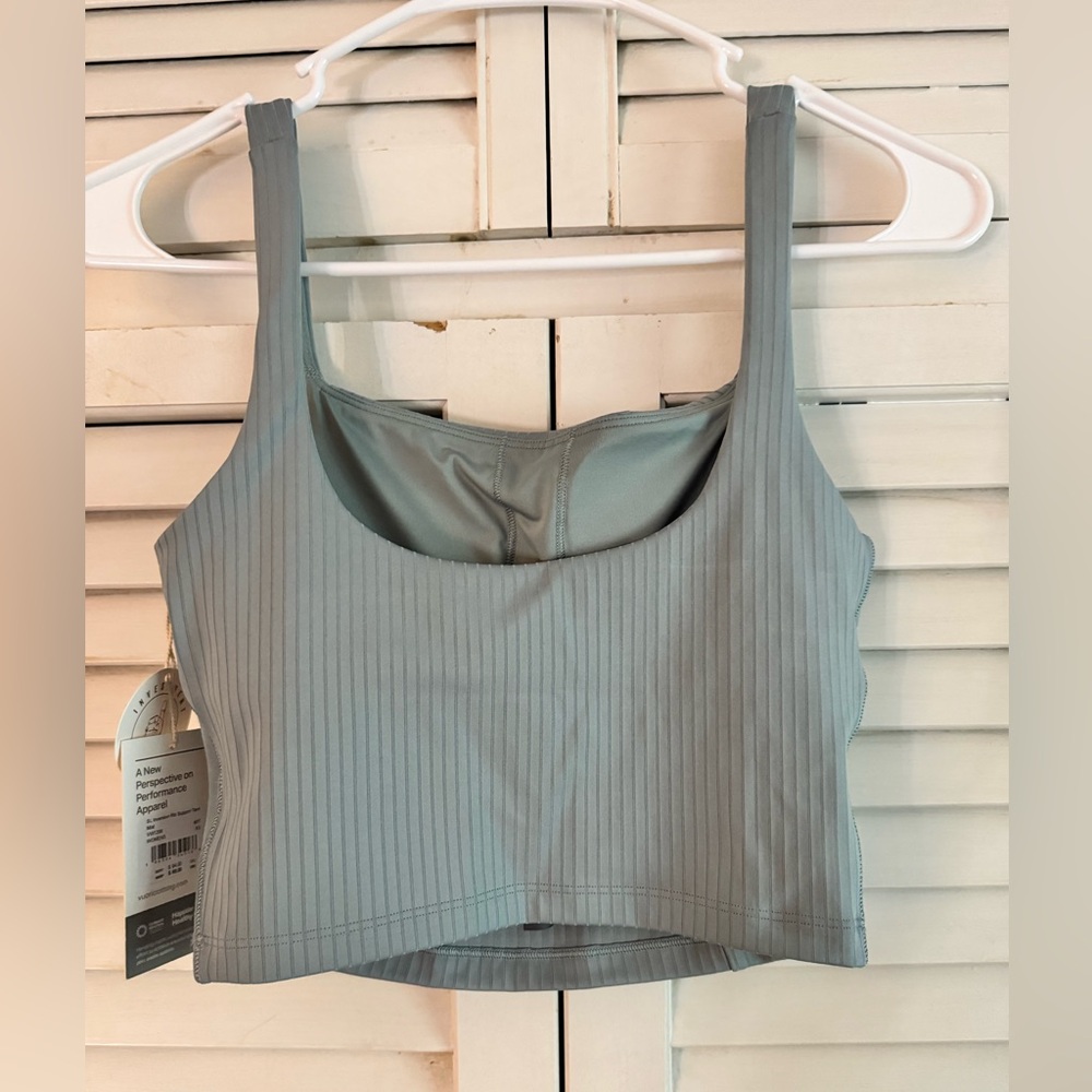 NWT Vuori inversion rib support tank in color mist, size XS never worn- set! - Picture 9 of 16